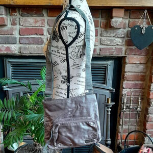 Kennith Cole Reaction Silver Cross body Bag